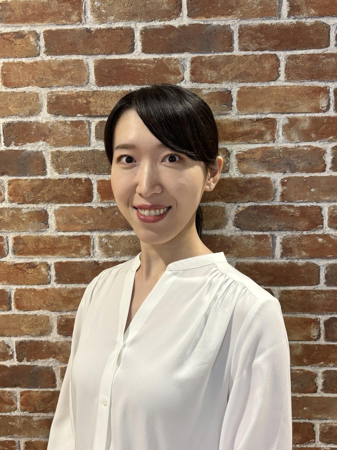 小山 真理子